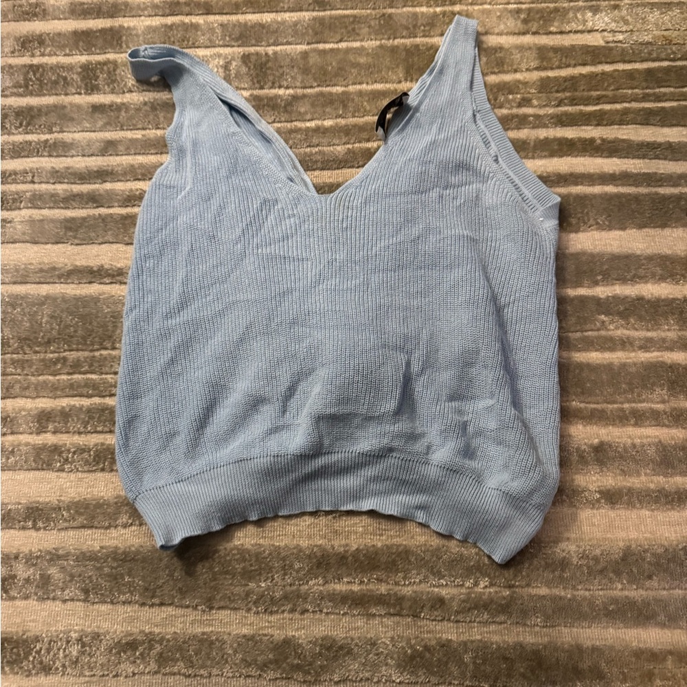 Blue knit tank! Perf for summer